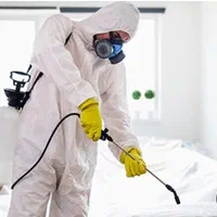 سم پاشی منازل و باغ و باغچه