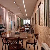 سالن دار رستوران