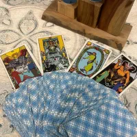 فال تاروت (روزانه وهفتگی وماهانه) ،طالع بینی