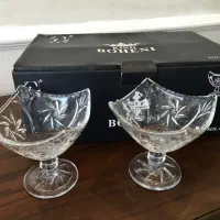 بستنی خوری پایه دار