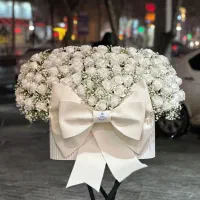 گل آرایی عروسی طبیعی و مصنوعی قیمت مناسب