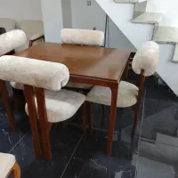 میز غذاخوری