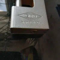 قفل کتابی گیرا فقط ۴ ماه استفاده شده نو هست