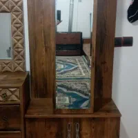 جاکفشی و کمد