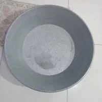 تشت بزرگ فلزی