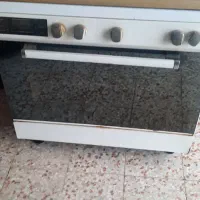 یکدستگاه اجاق گاز معمولی ،طرح فر