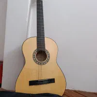 گیتار خارجی|گیتار، بیس، امپلیفایر|چناران, |دیوار