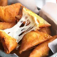 سمبوسه (خام، سرخ شده) فلافل