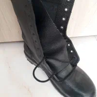 اورکت و پوتین|لباس|شهرکرد, |دیوار