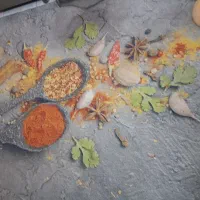فرش ۴متری جنس نرم درحد نو سعی وسالم