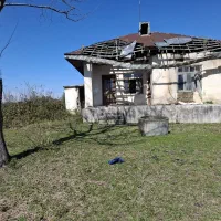 خونه کلنگی830متری با امتیازات کامل اطراف فومن