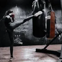 ثبت نام رشته کیک بوکسینگ (ویژه بانوان)