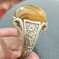 انگشتر عقیق سه پوست