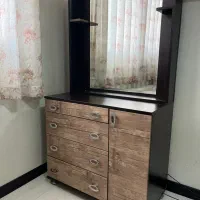 فروش میز آرایش ام دی اف در حد نو