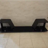 میز شیشه‌ای محکم