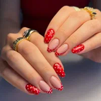 کاشت ناخن،ترمیم ناخن، مدل ناخن همراه با هدیه ویژه|خدمات زیبایی و سلامت|رشت, منظریه|دیوار