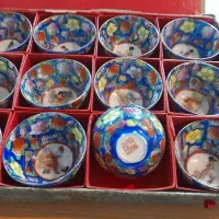 مجموعه ۱۲ عددی کاسه چینی دست‌نقاشی و برجسته