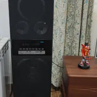 باند دو تا هستش با میکروفن