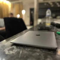 استخدام فیلم‌بردار و ادیتور ویدیو (تمام‌وقت)