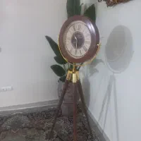 ساعت ایستاده