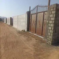 زمین چهاردیواری