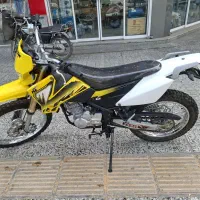 تریل ۲۰۰|موتورسیکلت|شیراز, بازار|دیوار