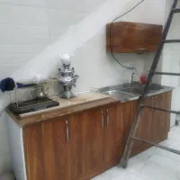 مغازه-تجاری-برخیابان-اصلی