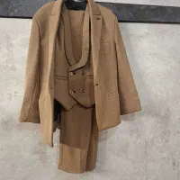 کت وشلوار پسرانه  نو مناسب 8الی 9 سال