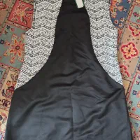 لباس نو، پوشیده نشده با اتیکت