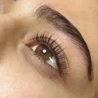 اکستنشن مژه لیفت و لمینت مژه و ابرو