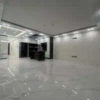 ۱۴۰ متری/جنوبی و غربی/۳ خواب/چهار باغ خواجو