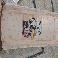 گهواره نوزاد|تخت و صندلی بچه|قم, شاه سید علی|دیوار