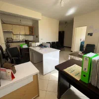 ۵۱متری اداری/ روبه روی شهرداری /سنددار