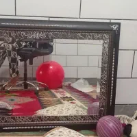 اینه بفروش می‌رسد