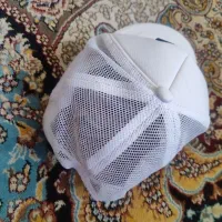 کلاه آفتابی|لباس|ساوه, |دیوار