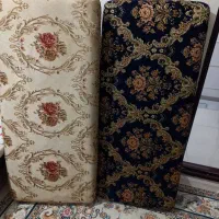 دو عدد پشتی