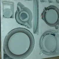 یک سرویس چینی کامل ۱۲ نفره ترک