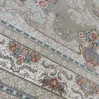 یک عدد فرش ۹ متری ۷۰۰ شانه