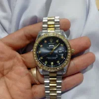 ساعت رولکس تاریخ دار و برج زبان خارجی