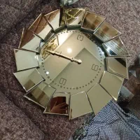 ساعت دیواری