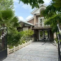 نعمت آباد ویو رو به جنگل فول فرنیش