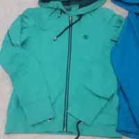 سویشرت زنانه در حد نو