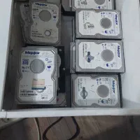تعدادی هارد ۸۰ IDE و SATA تست شده