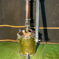 دیگ‌ تقطیر تمام مسی