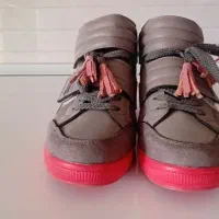 کفش درحدنو|کیف، کفش، کمربند|شیروان (خراسان), |دیوار