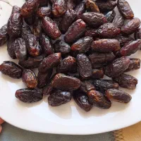 خرمای شهابی|خوردنی و آشامیدنی|قم, آرامستان بهشت معصومه|دیوار