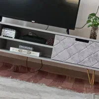 میز تلویزیون در حد نو