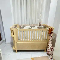 تخت مناسب سیسمونی