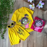 لباس بچگانه