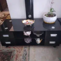 میز در حد برای تلویزیون تا ۵۰ اینچ